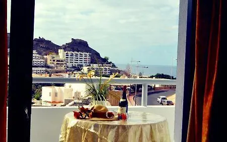 Monterrey Lejlighedshotel